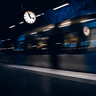 Metro-unsplash-370